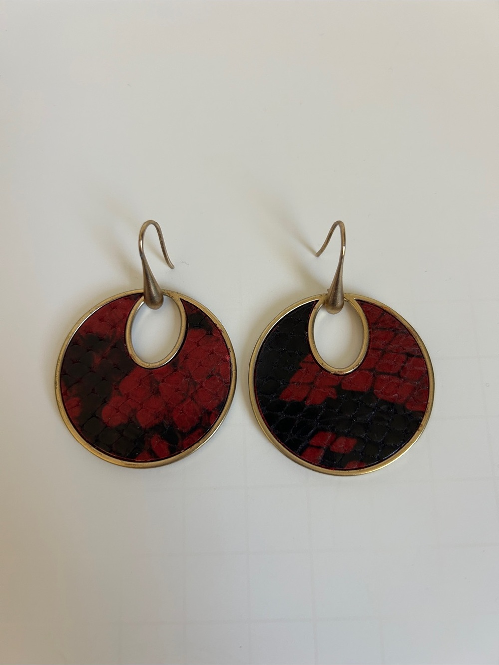 Patricia Nash gold tone red/black earrings